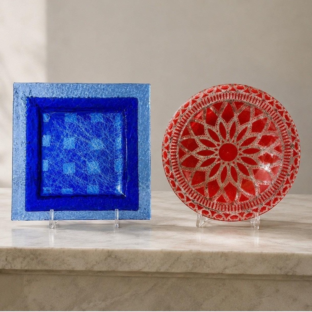 Artisan Glass Studio Plates – Red Sunburst & Cobalt Blue Signed 2004 Fused